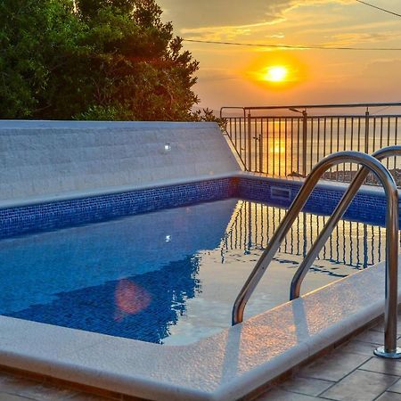 Apartman Gromila Сень Экстерьер фото