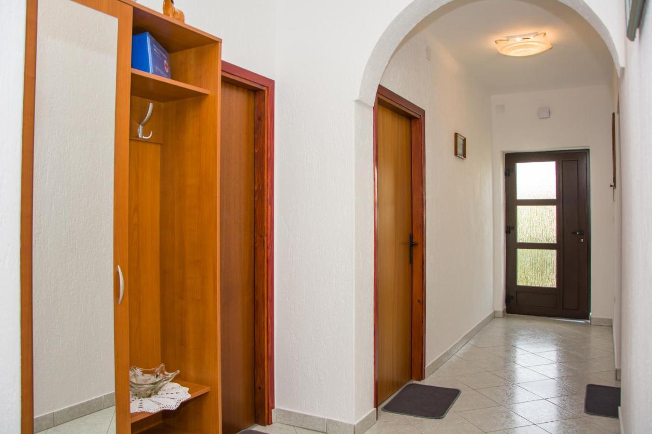 Apartman Gromila Сень Экстерьер фото