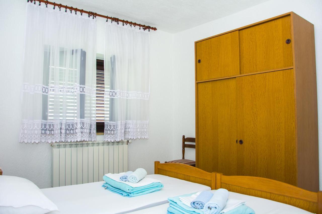 Apartman Gromila Сень Экстерьер фото